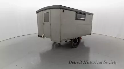 Trailer, Camping - 1929 Covered Wagon Trailer Co. camper
