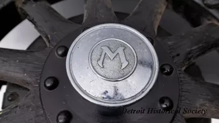 Automobile
