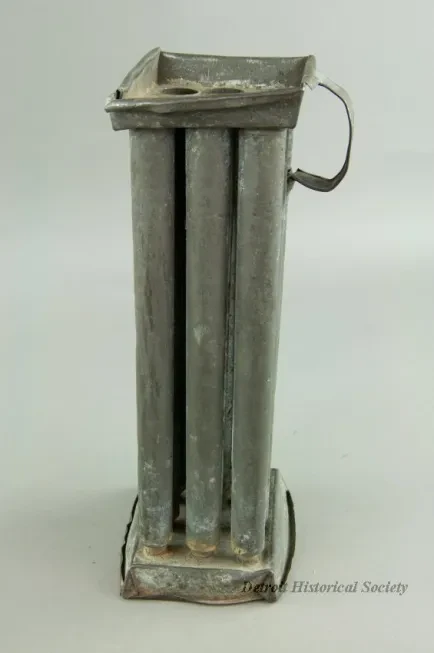 Mold, Candle