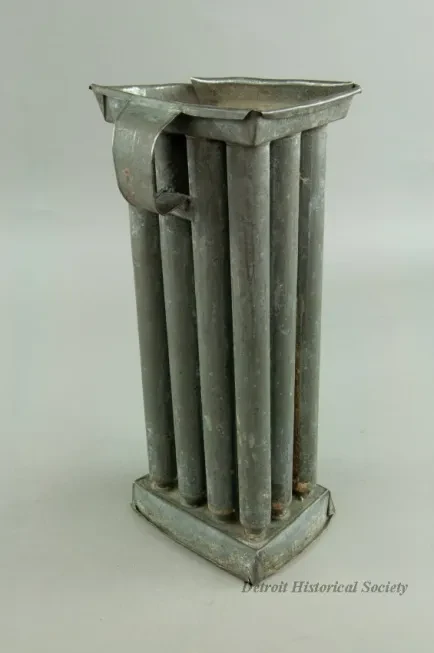 Mold, Candle