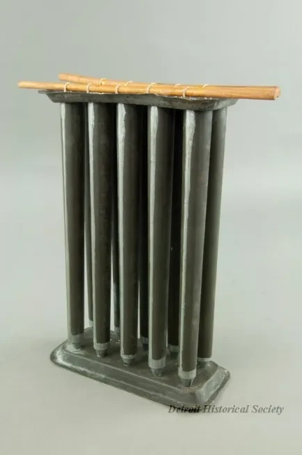 Mold, Candle