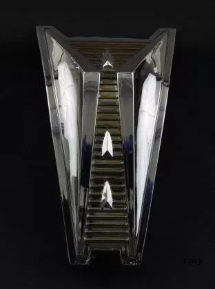 Emblem, Automotive