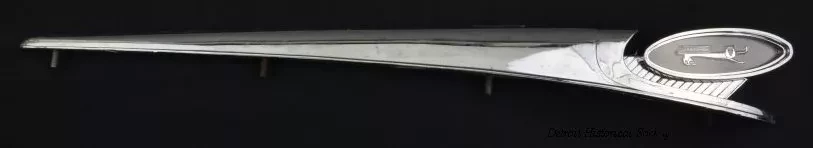 Emblem, Automotive