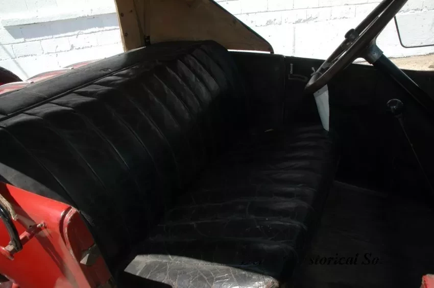 Automobile - 1924 Hupmobile Roadster