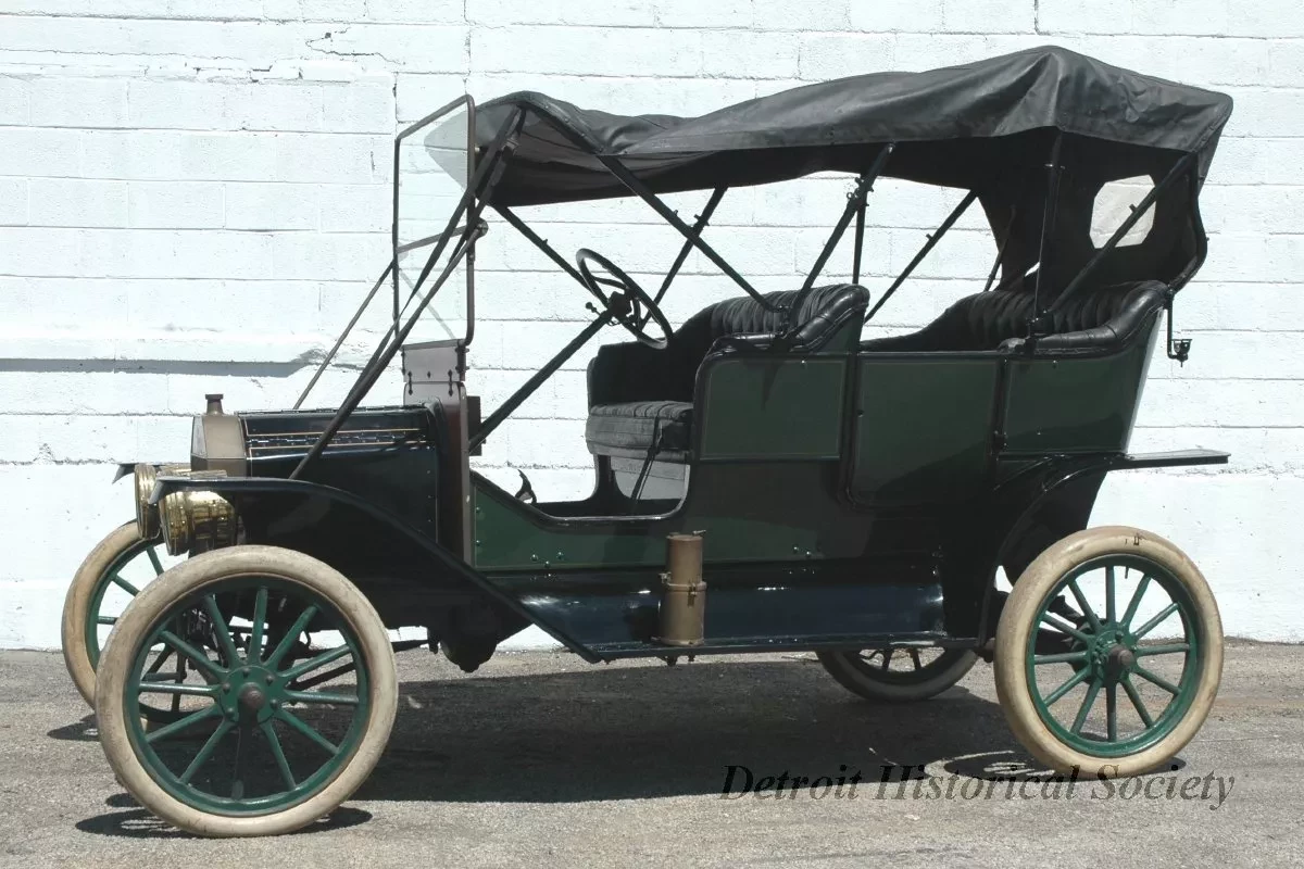 Automobile - 1911 Model T Ford Touring Car