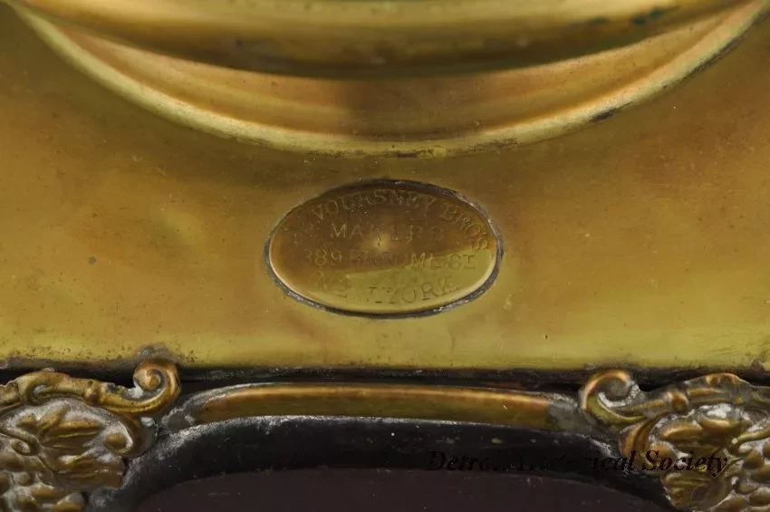 Lamp, Oil