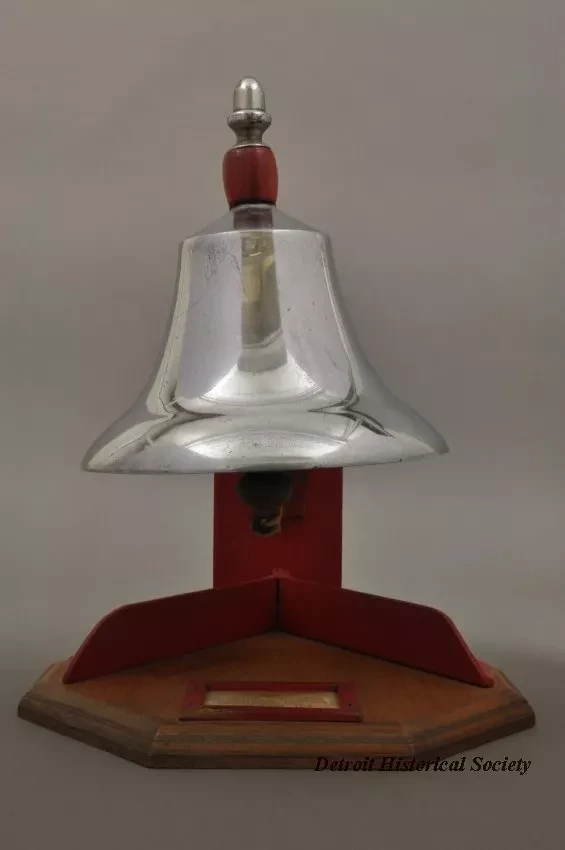 Bell, Ship's