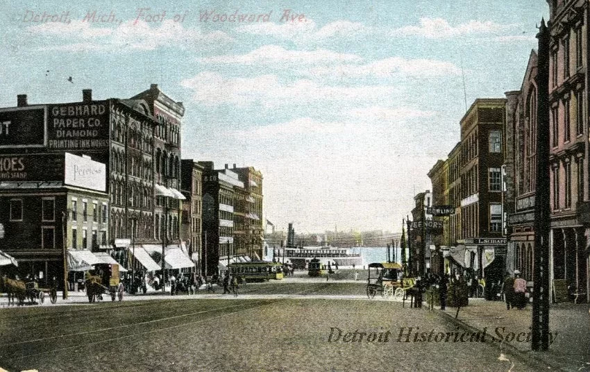 Postcard - Detroit, Mich., Foot of Woodward Ave.