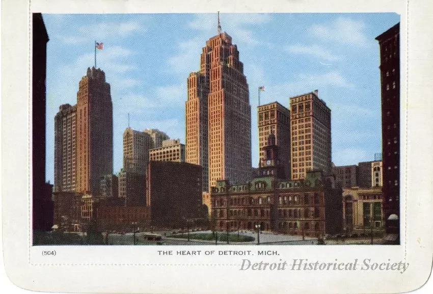 Postcard - The Heart of Detroit, Mich
