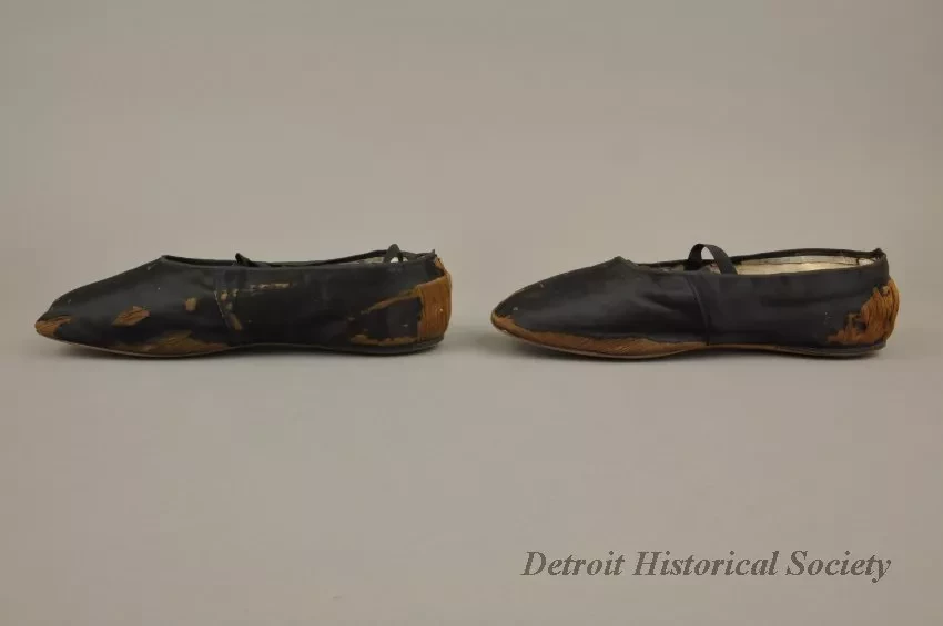 Shoe - Side