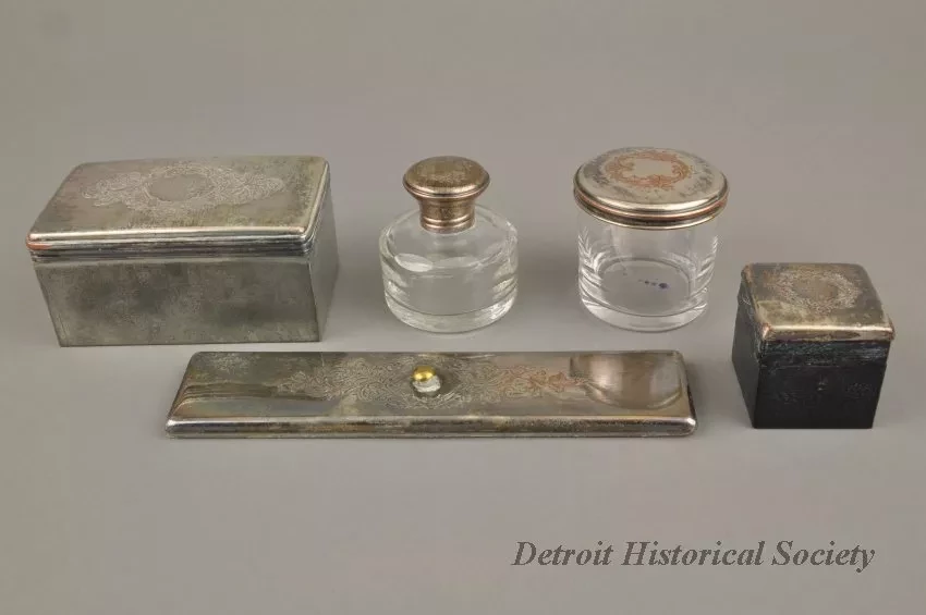 Writing set