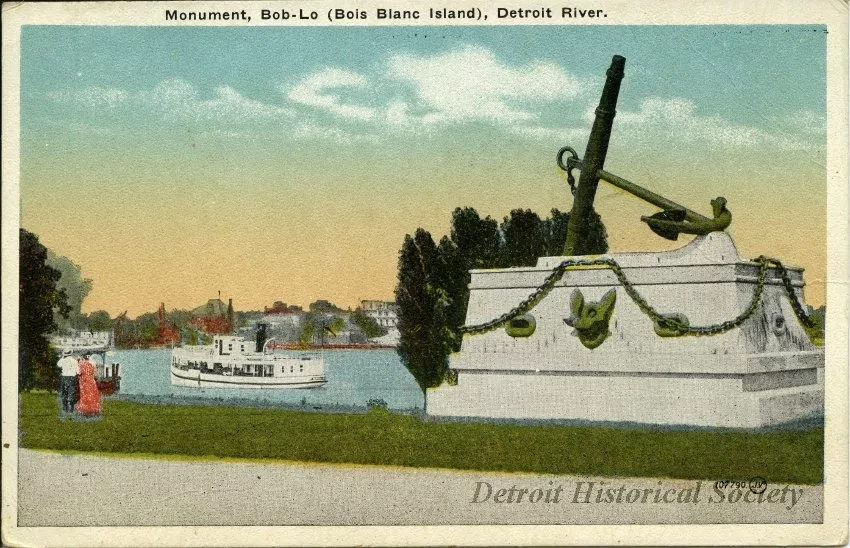 Postcard - Monument, Bob-Lo (Bois Blanc Island), Detroit River.