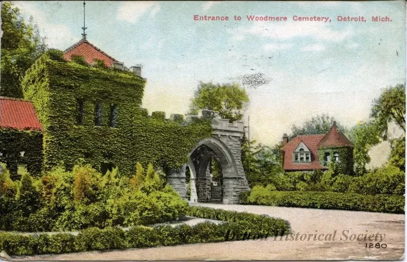 Postcard - Entrance to Woodmere Cemetery, Detroit, Mich.