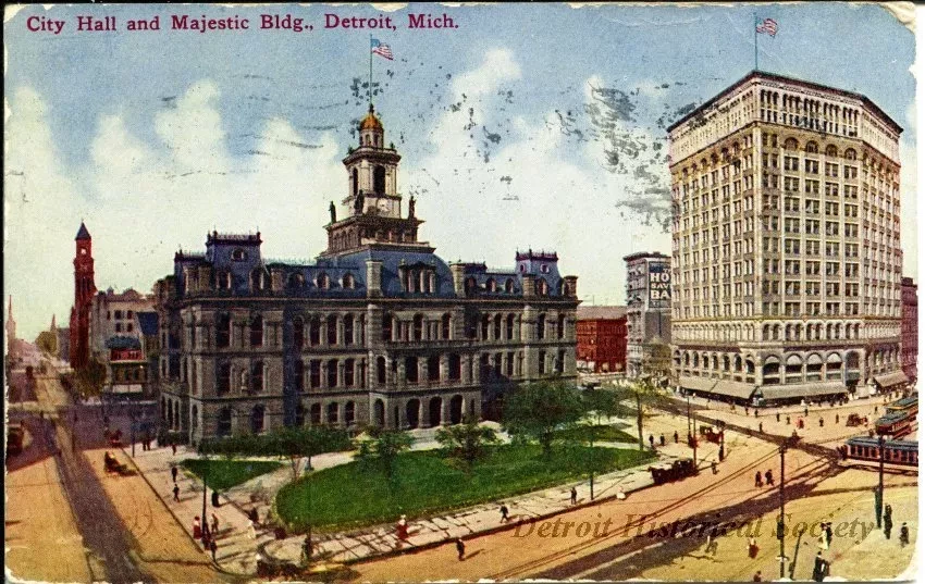 Postcard - City Hall and Majestic Bldg., Detroit, Mich.