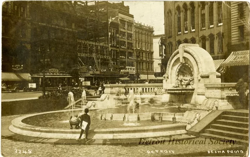 Postcard - Detroit