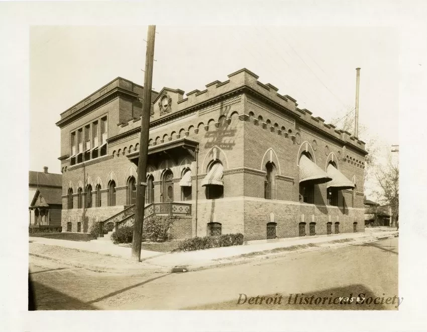 Binder, Post - Appraisal of Buildings for Michigan Bell Telephone Co. 
by Albert Kahn, Inc.