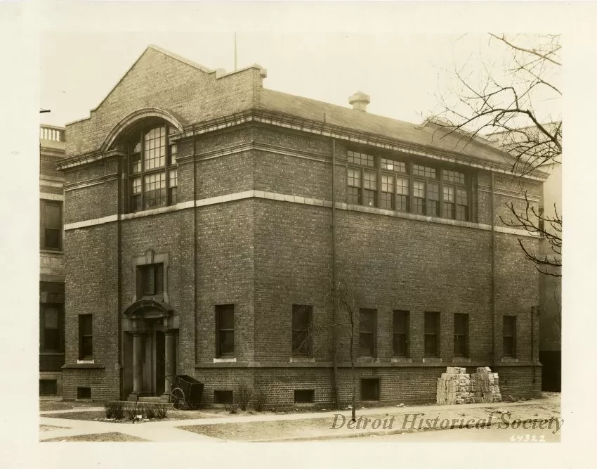 Binder, Post - Appraisal of Buildings for Michigan Bell Telephone Co. 
by Albert Kahn, Inc.