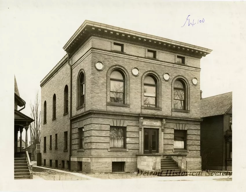 Binder, Post - Appraisal of Buildings for Michigan Bell Telephone Co. 
by Albert Kahn, Inc.