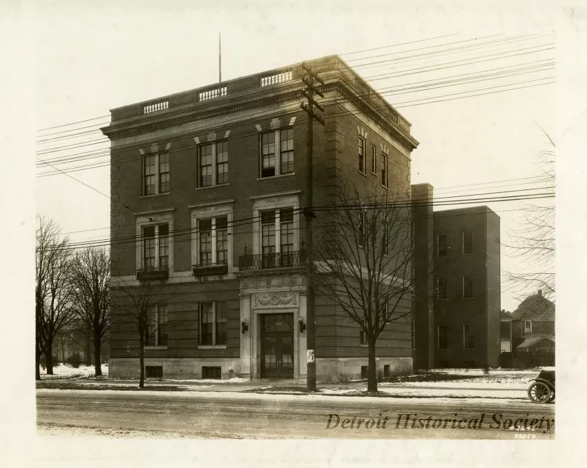 Binder, Post - Appraisal of Buildings for Michigan Bell Telephone Co. 
by Albert Kahn, Inc.