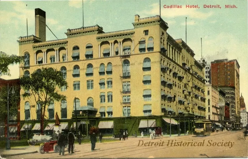 Postcard - Cadillac Hotel, Detroit, Mich.