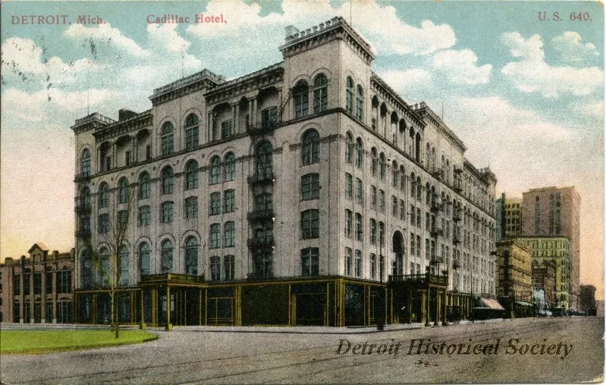 Postcard - Cadillac Hotel, Detroit, Mich.