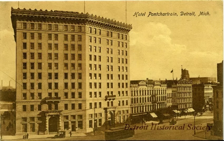Postcard - Hotel Pontchartrain, Detroit, Mich.
