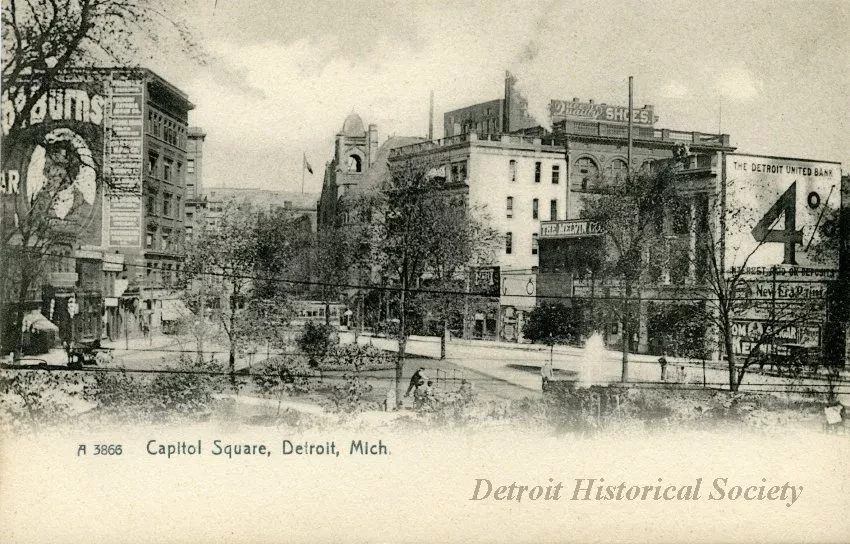Postcard - Capitol Square, Detroit, Mich.