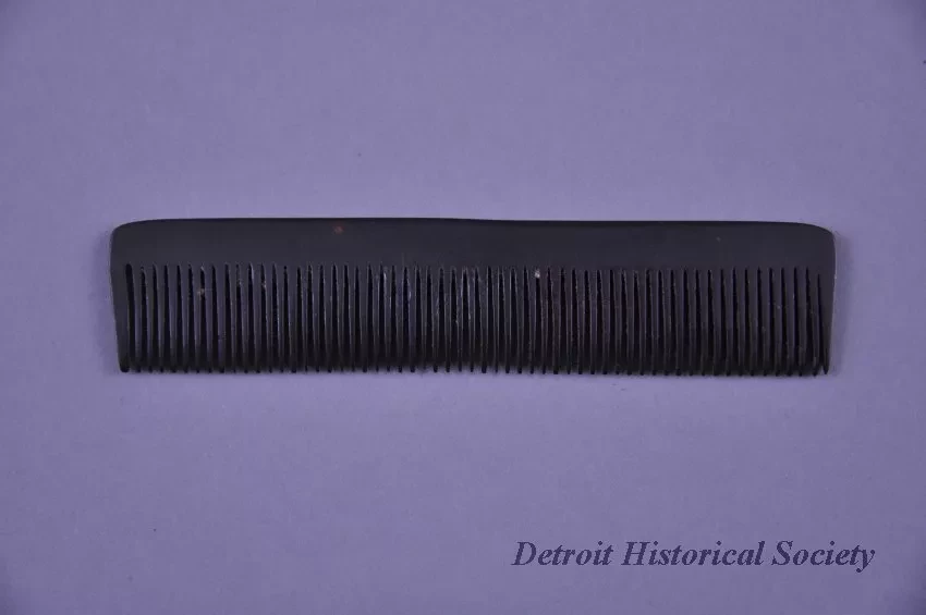 Comb