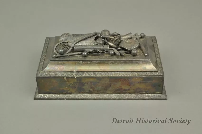 Desk Set - Box