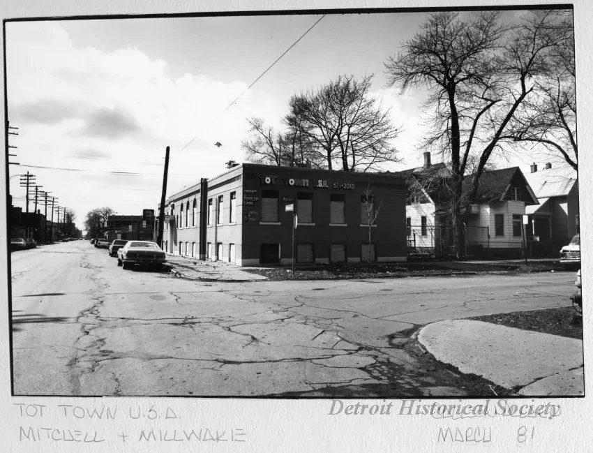 Print, Photographic - Tot Town USA, Mitchell & Milwaukee