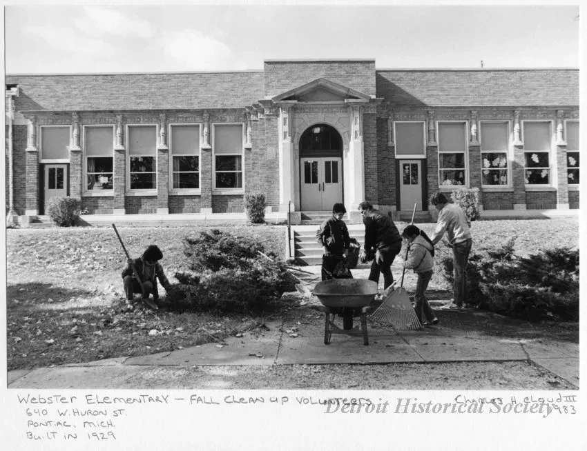 Print, Photographic - Webster Elementary - Fall Clean Up Volunteers