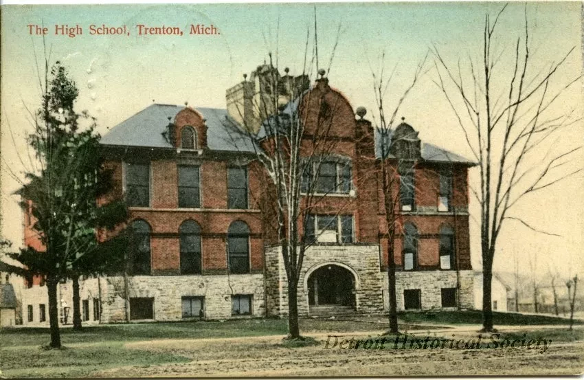 Postcard - The High School, Trenton, Mich.