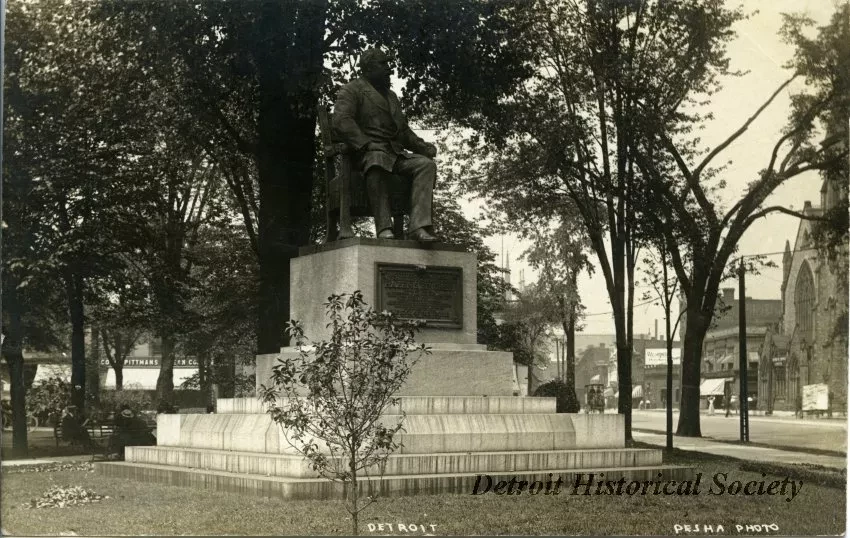 Postcard - Detroit