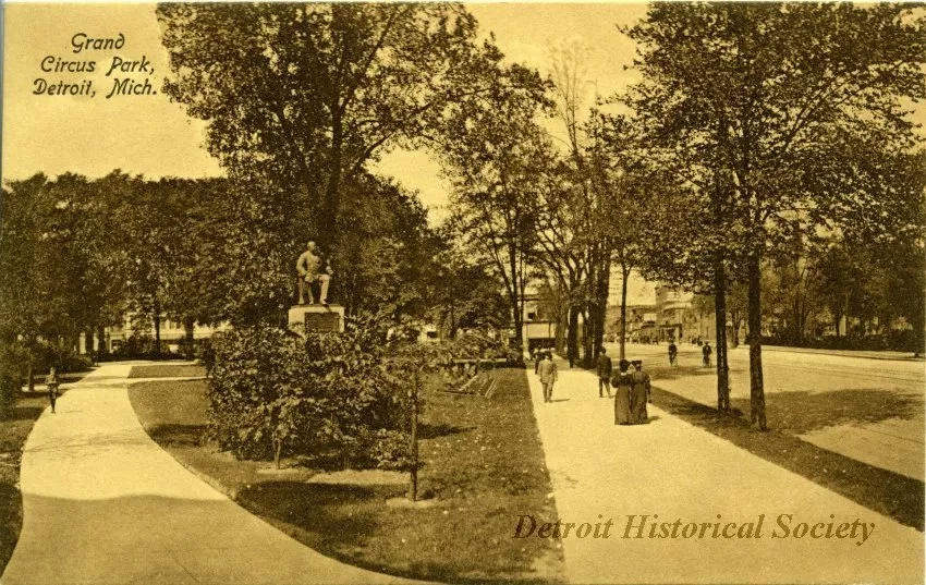 Postcard - Grand Circus Park, Detroit, Mich.