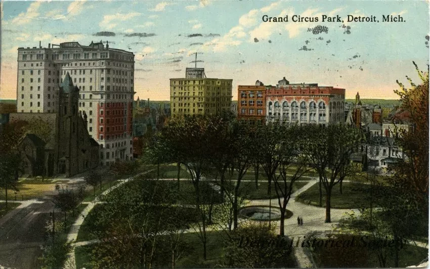 Postcard - Grand Circus Park, Detroit, Mich.