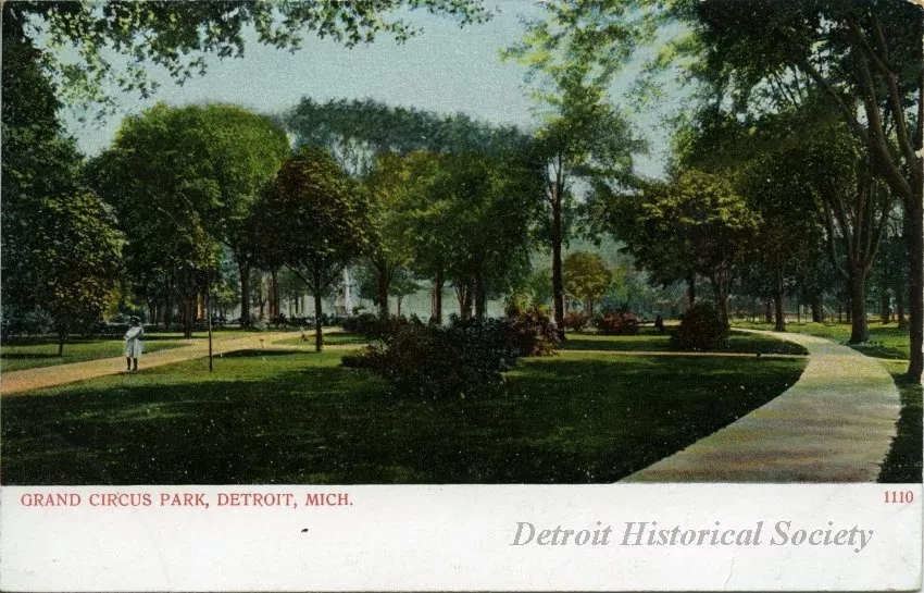 Postcard - Grand Circus Park, Detroit, Mich.