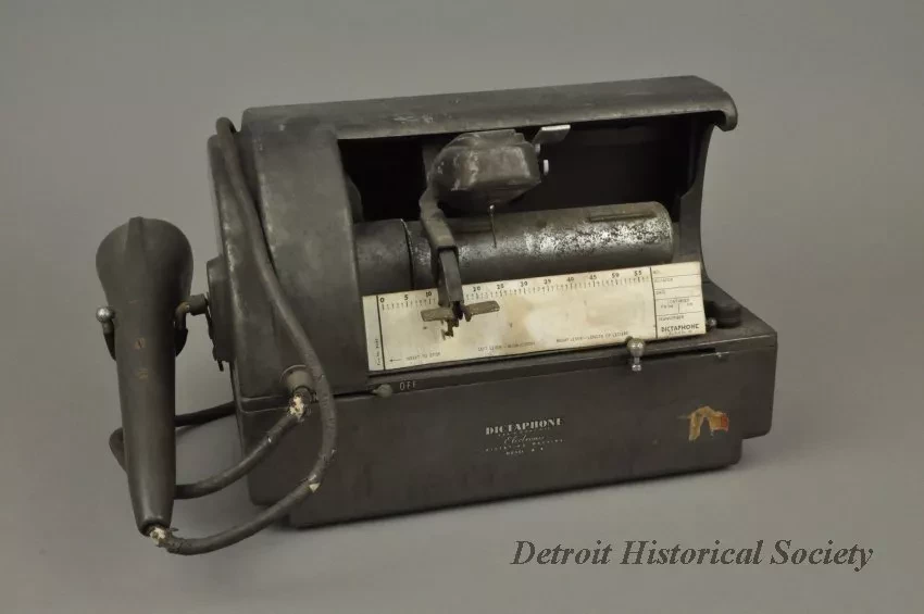 Dictaphone