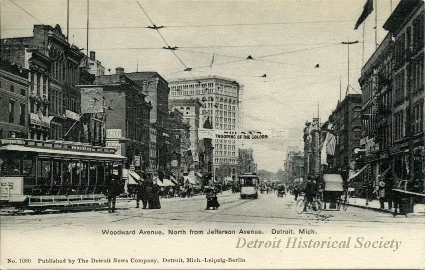 Postcard - Woodward Avenue, North from Jefferson Avenue. Detroit, Mich.