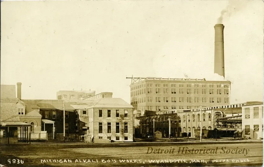 Postcard - Michigan Alkali Co's Works, Wyandotte, Mich.