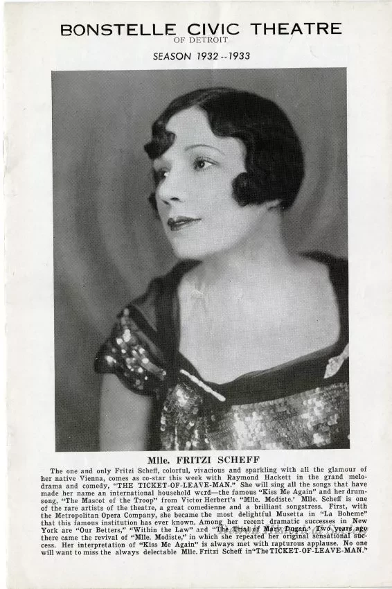Program, Theater