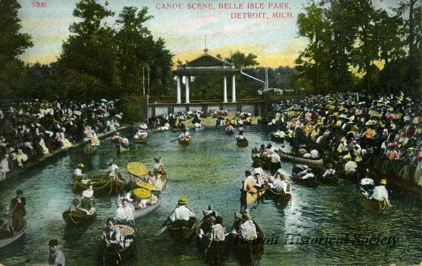 Postcard - Canoe Scene, Belle Isle Park, Detroit, Mich.