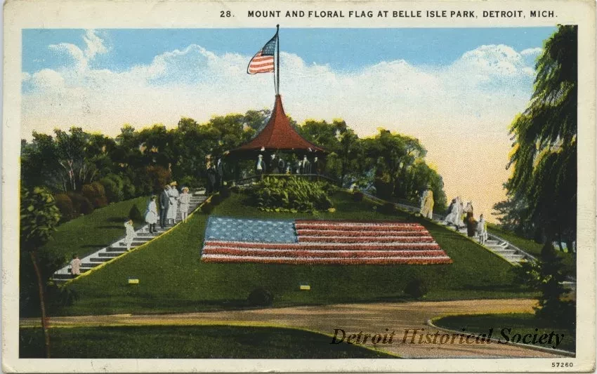Postcard - Mount and Floral Flag, at Belle Isle Park, Detroit, Mich.