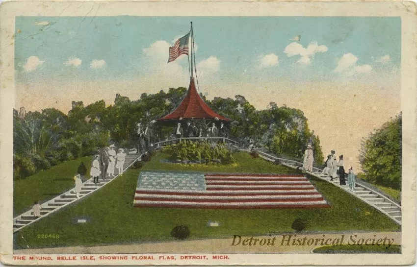 Postcard - The Mound, Belle Isle, Showing Floral Flag, Detroit, Mich.