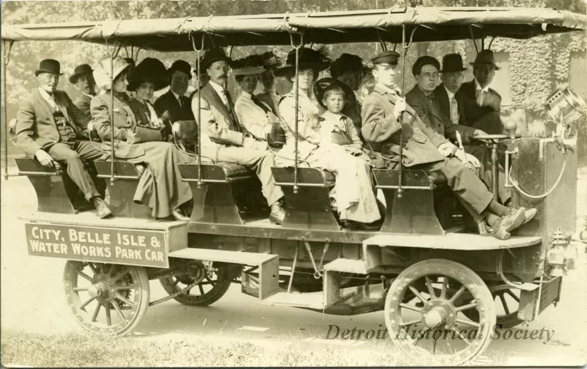 Postcard, Picture