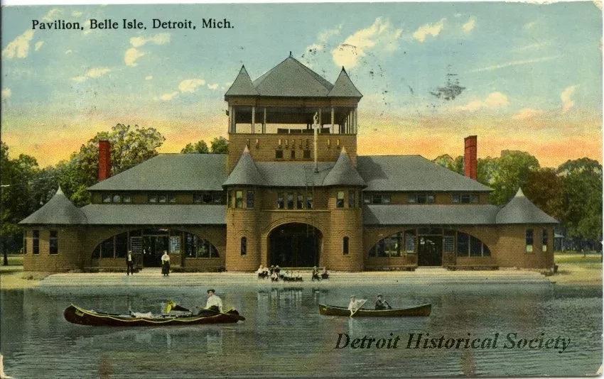 Postcard - Pavilion, Belle Isle, Detroit, Mich.