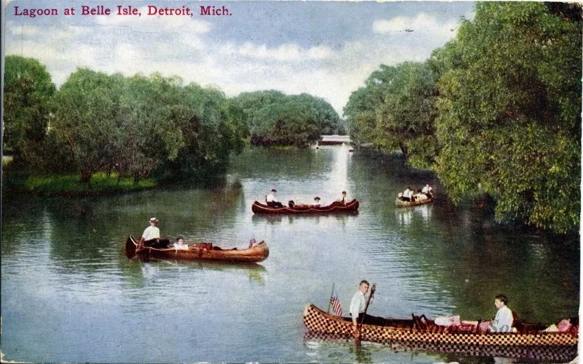 Postcard - Lagoon at Belle Isle, Detroit, Mich.