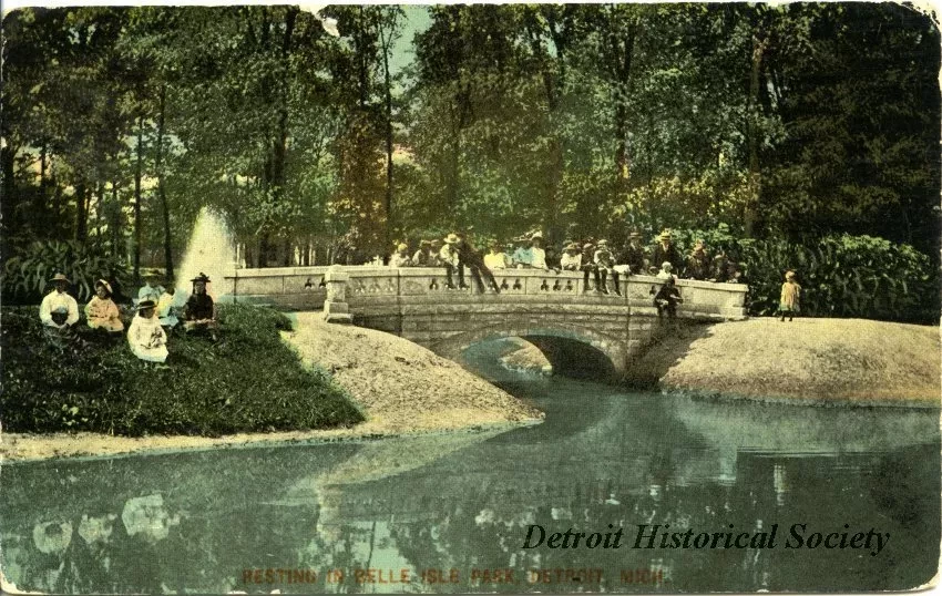 Postcard - Resting in Belle Isle Park, Detroit, Mich.