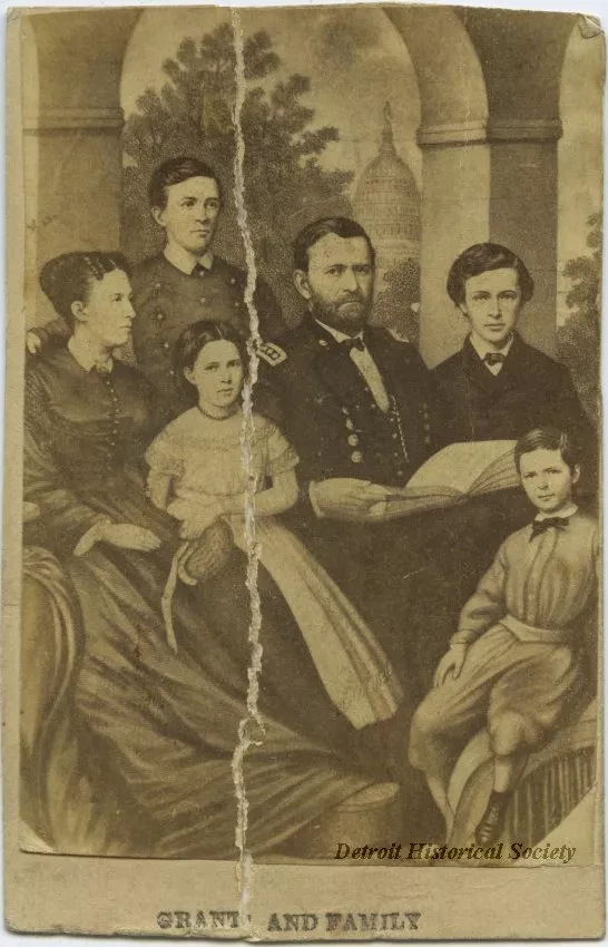 Carte-de-visite - Grant and Family