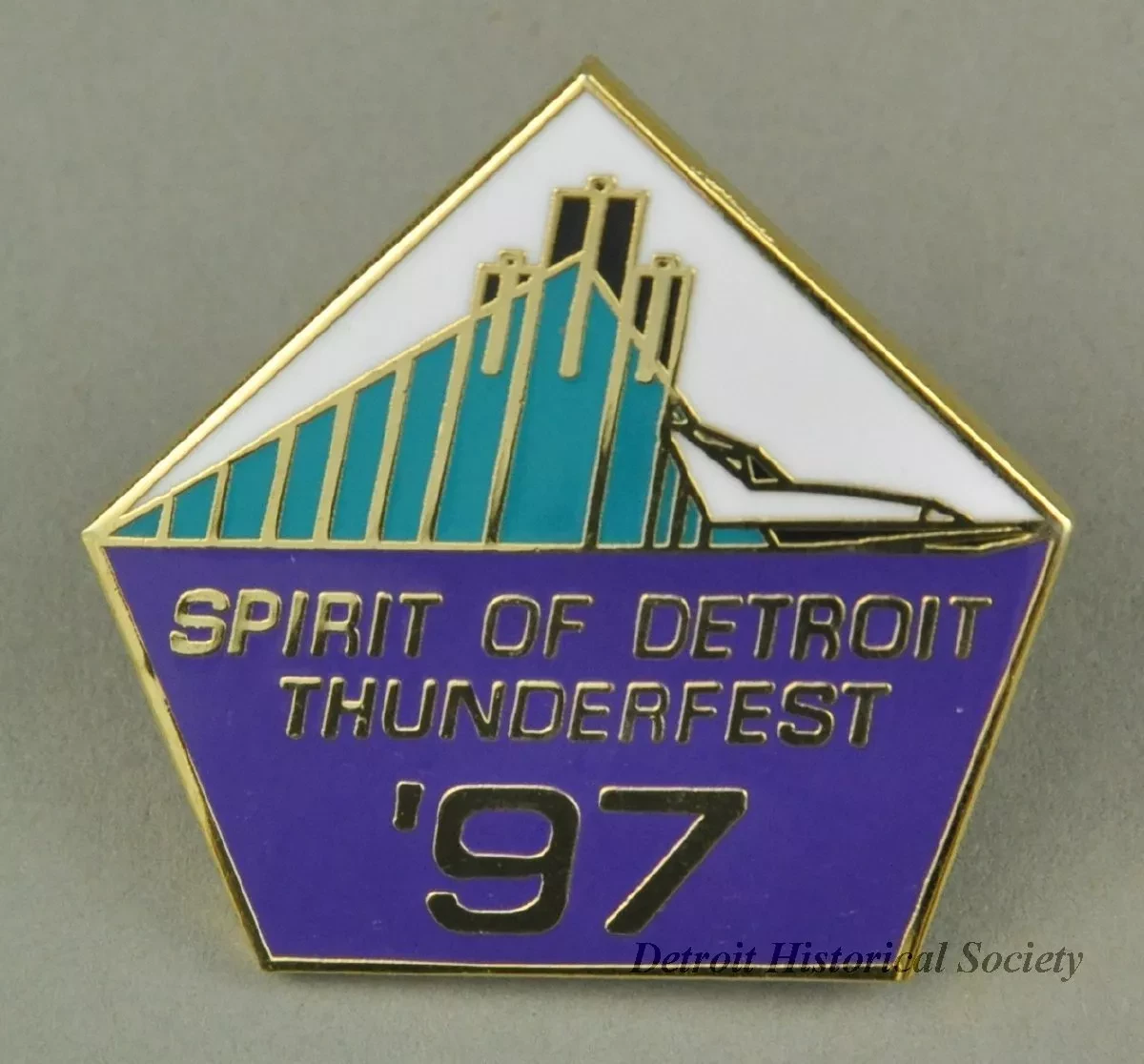 Medal, Pin