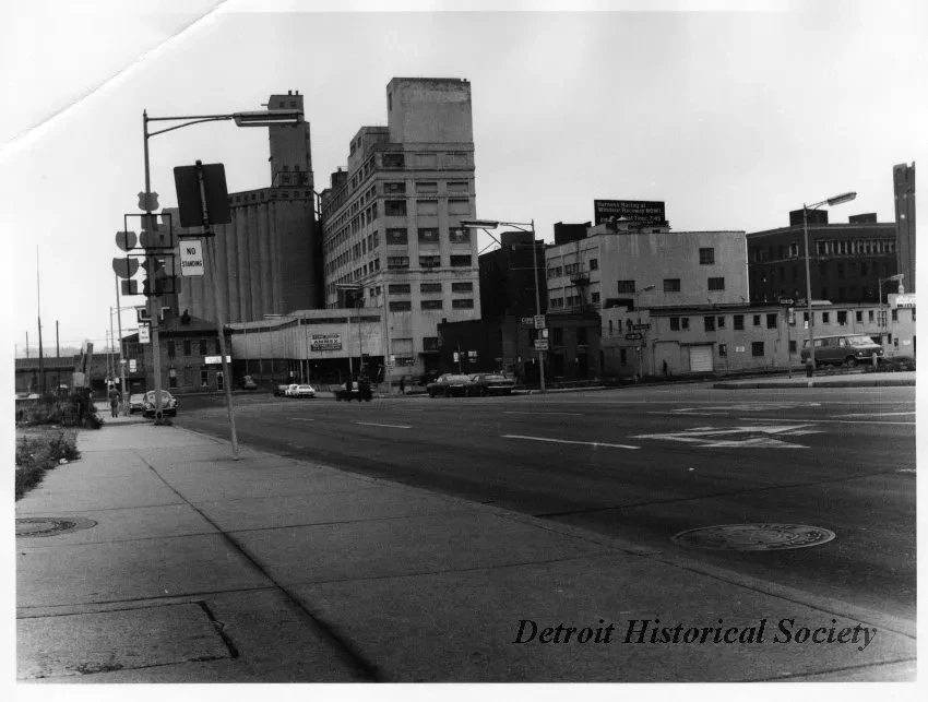 Print, Photographic - G.T., Robin Hood Flour, T.J. Wing Bldg.